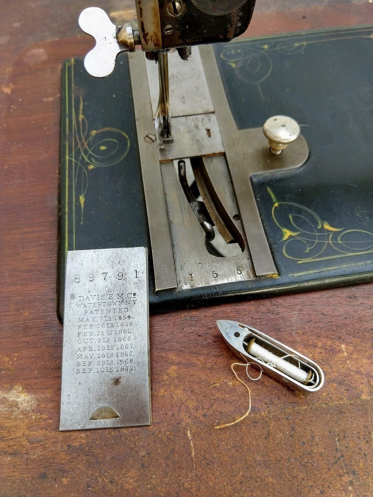  1877 Davis Low Arm Vertical Feed Sewing Machine