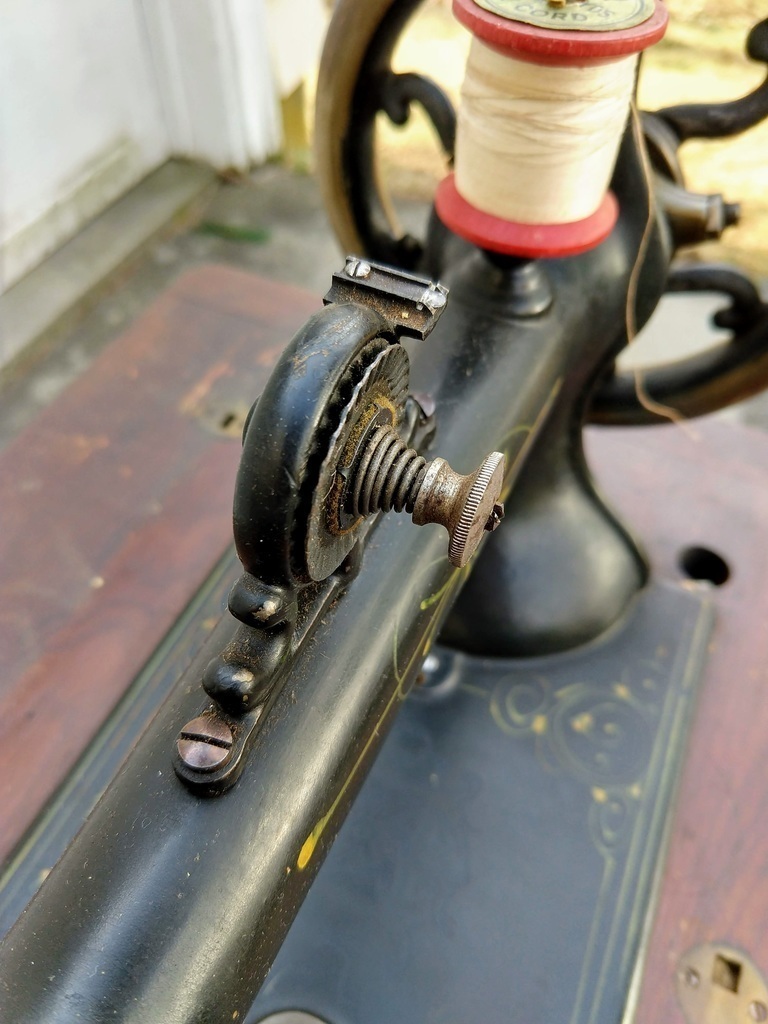  1877 Davis Low Arm Vertical Feed Sewing Machine