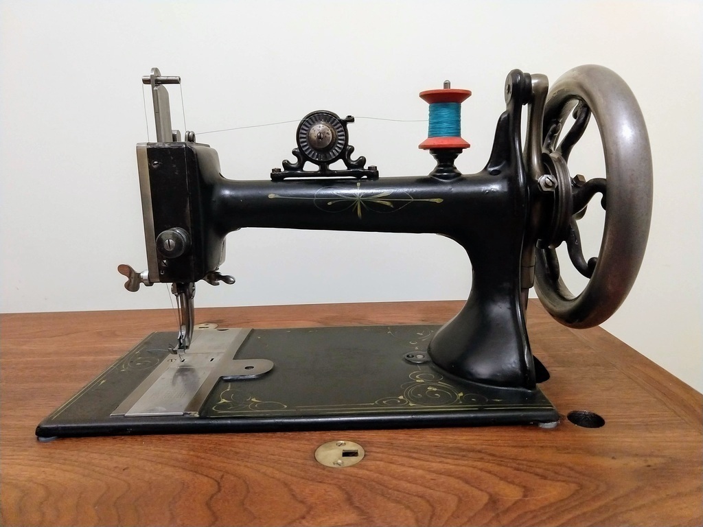  Cleaning and refinishing the Davis treadle