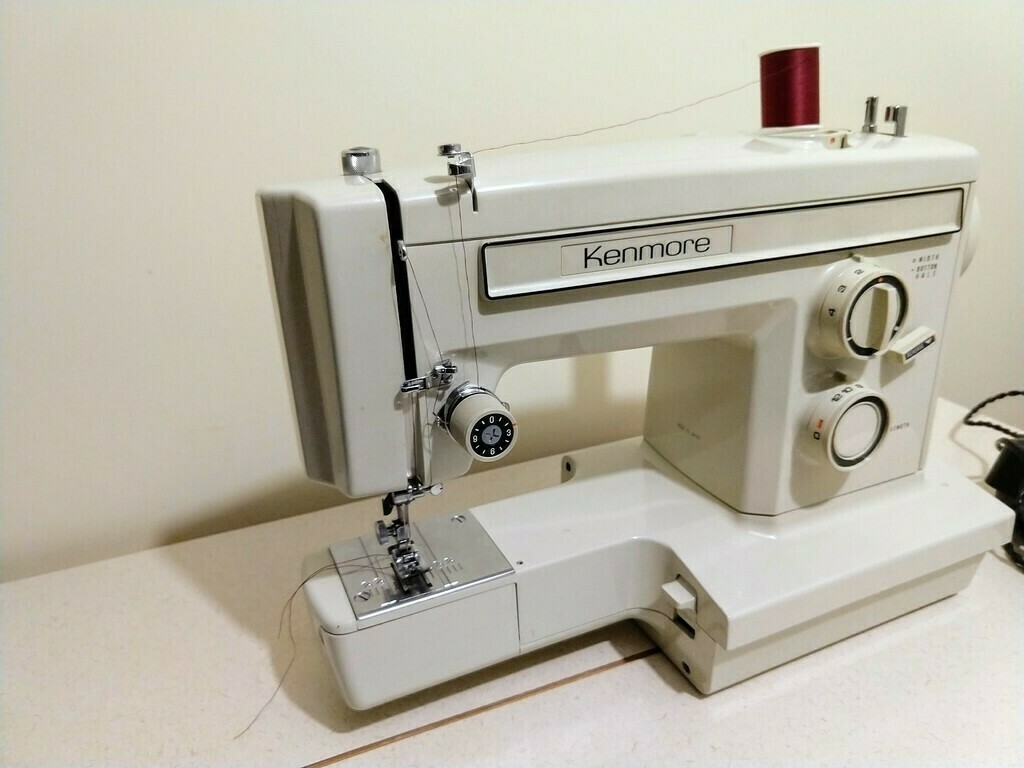  1976 Sears Kenmore Free Arm Model 1946 Sewing Machine