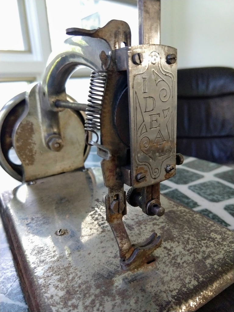 c.1922 Ideal Sewing Machine