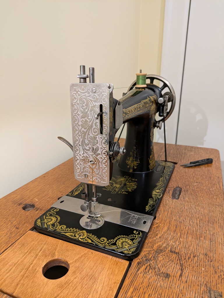  1920 Singer 127-3 Sewing Machine