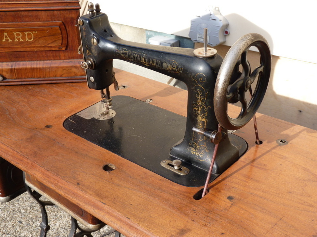  c.1900 Standard Rotary Sewing Machine